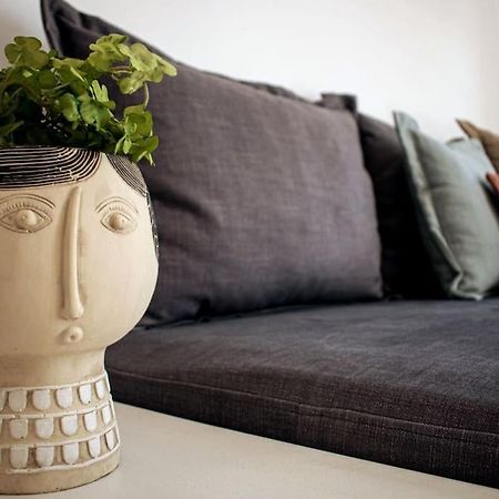 Aurora Apartment Pera Gyalos ภายนอก รูปภาพ
